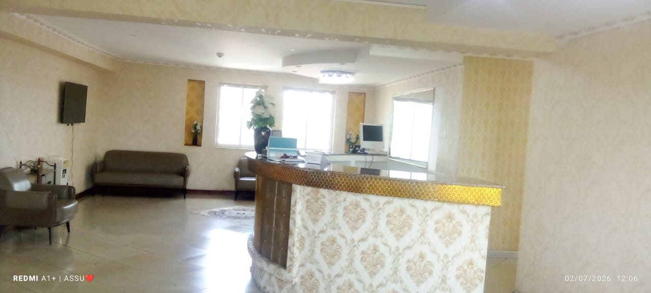 Dent-o-clinic Team and Facility